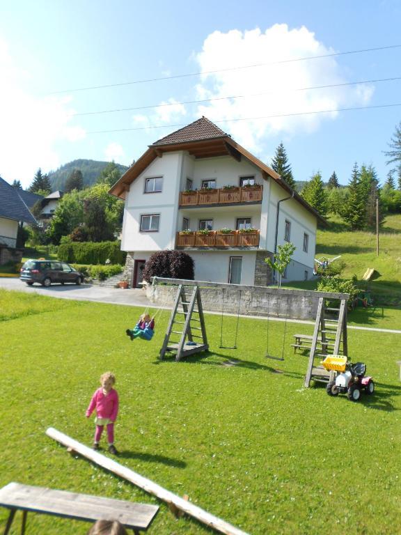 Haus Moni Apartment Mauterndorf  Exterior photo
